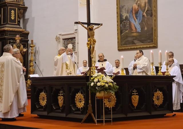 Trnava, Obetovanie P�na