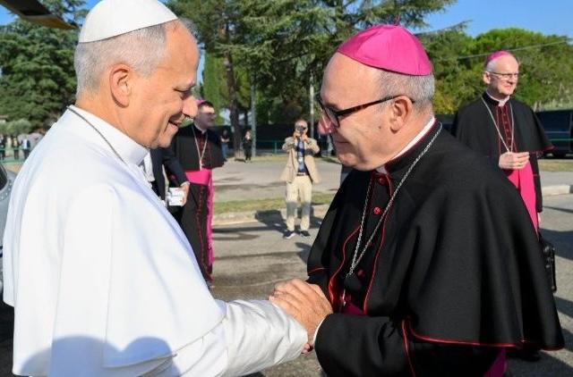 pápež, Assisi